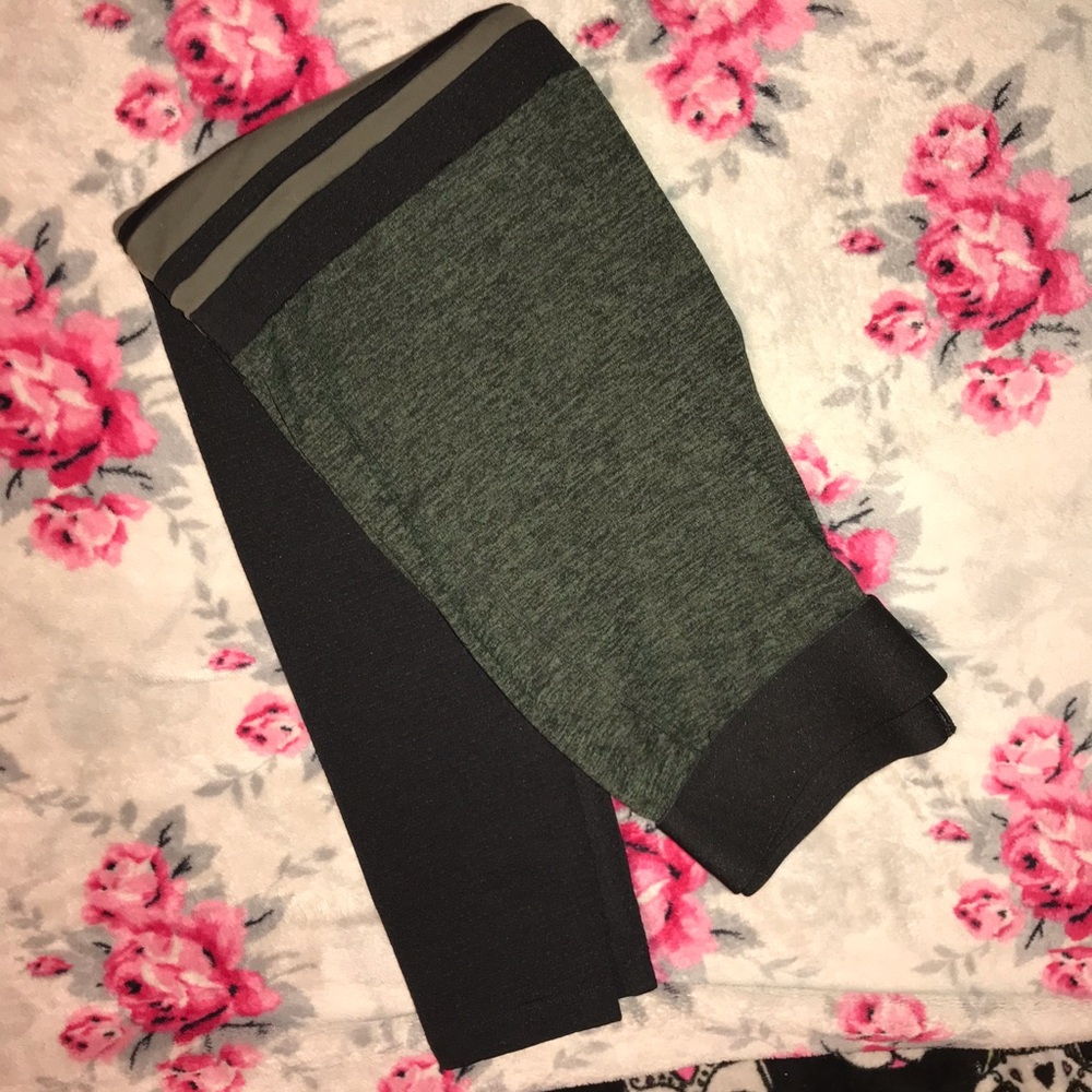 Bombshell sportswear wintergreen thigh highs - Picture 12 of 12